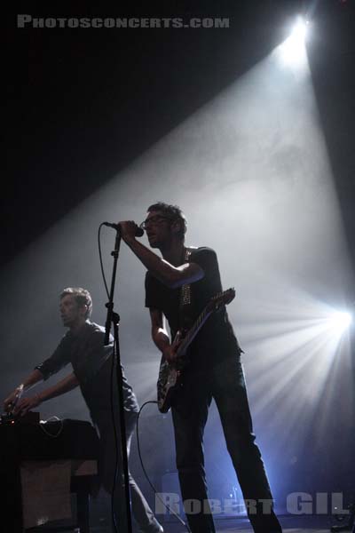 NEONBIRDS - 2011-06-28 - PARIS - Cafe de la Danse - 